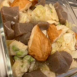 キャベツとさつま揚げとこんにゃくの煮物